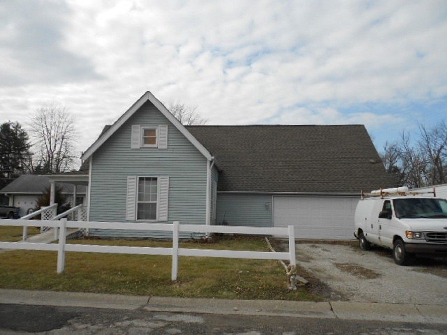 1st image of 4710 Wellington Ave