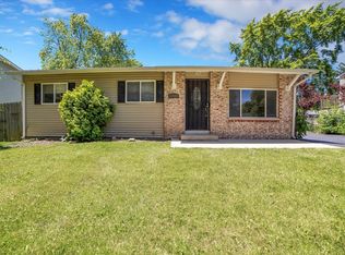 109 Olympic Dr, Bolingbrook, IL 60440