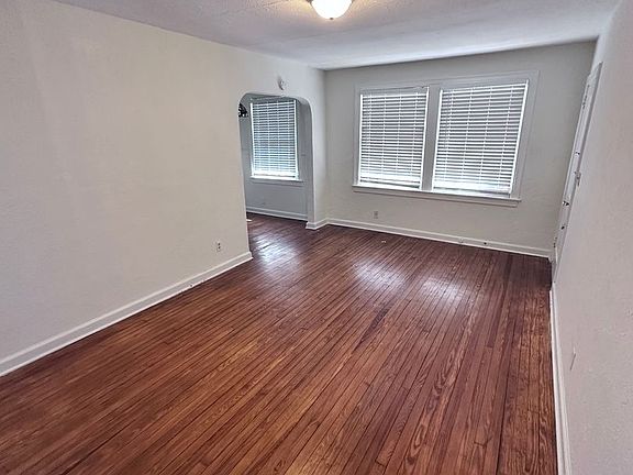 3rd image of 1257 McDuff Ave S #Cc932206e