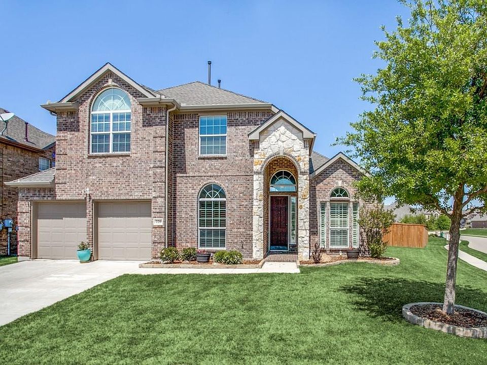 1st image of 220 Palomino Ct