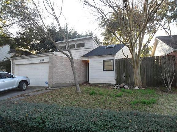 3rd image of 5107 Autumn Forest Dr