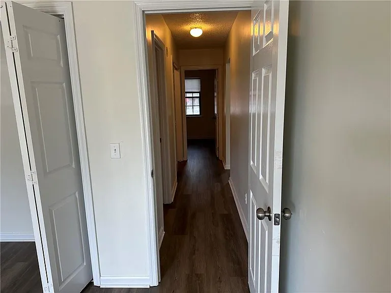 890 E Cherry St #201 — Photo 5