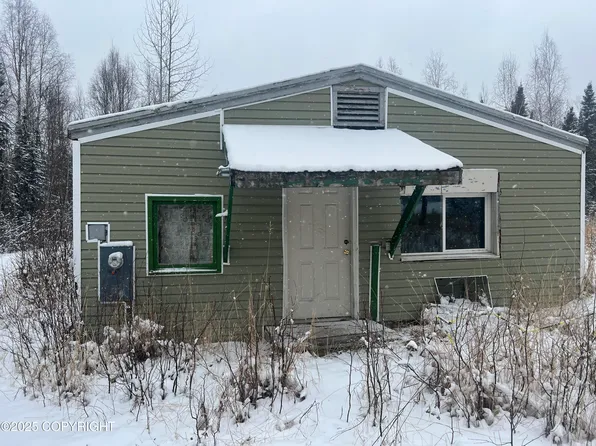8160 W Misty Lake Rd, Wasilla, AK 99623