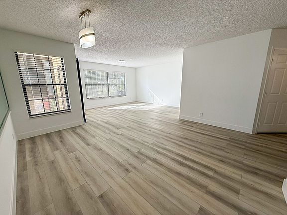 Dinning / living room