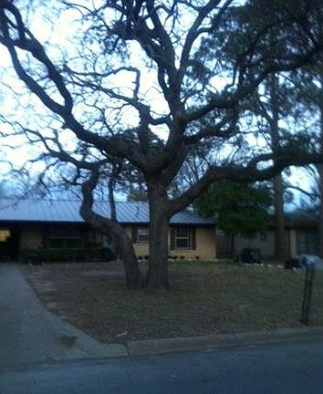 2nd image of 821 N Lydia St