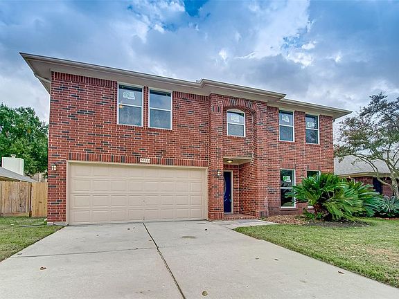 3rd image of 16031 Willowpark Dr