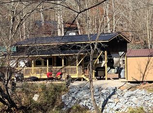 61 1st St, Ellijay, GA 30540