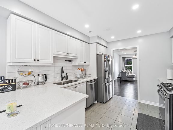 2nd image of 24 Metro Cres