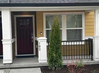 19256 NE 69th Cir #102, Redmond, WA 98052