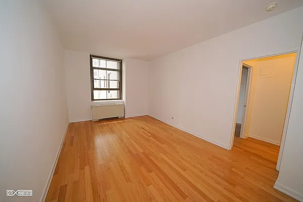 Rented by Citi Habitats | media 10