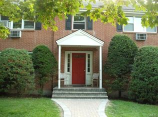 19 Summit Dr APT B, New Milford, CT 06776