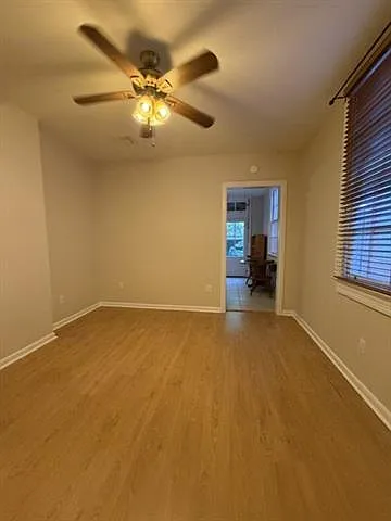 2327 Dauphine St — Photo 9