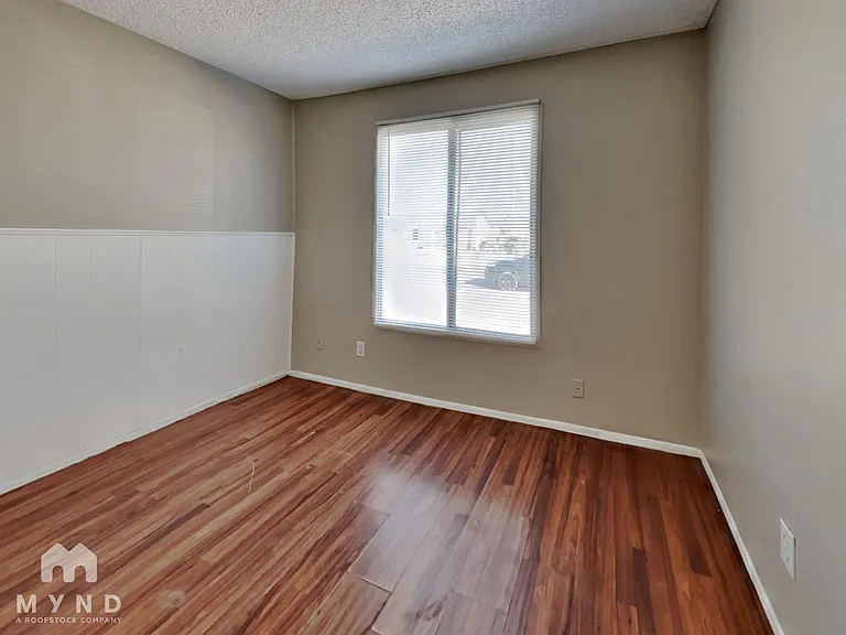 4045 E Nancy Ln — Photo 13