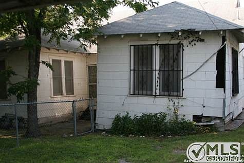 3rd image of 1908 W Kings Hwy