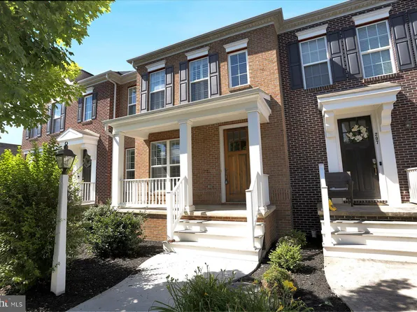 205 Bryant St, Mechanicsburg, PA 17050