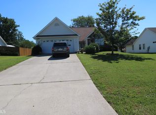 1794 Live Oak Ln, Hampton, GA 30228