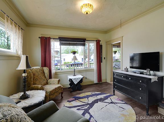 4th image of 6611 174th St
