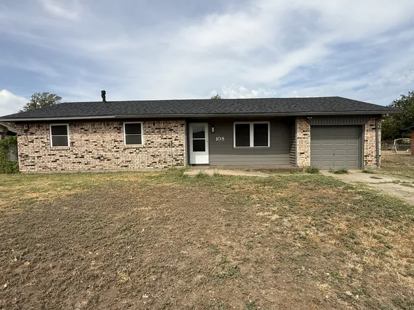 108 Glenhaven Dr, Chickasha, OK 73018