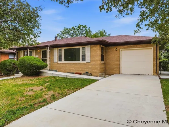 3235 Boxelder Dr, Cheyenne, WY 82001