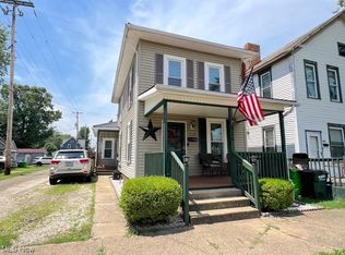 518 N Uhrich St, Uhrichsville, OH
