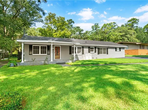 1151 Ridgewood Dr, Mobile, AL 36608