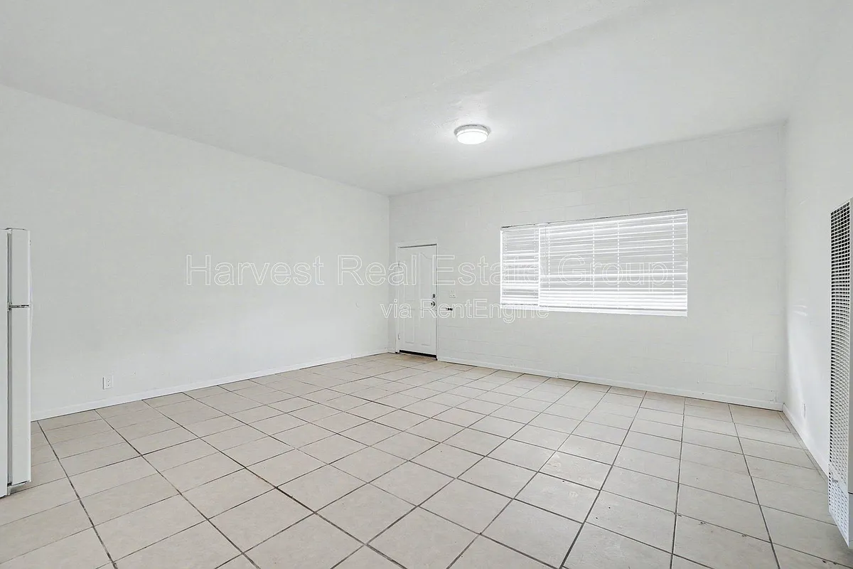Building Photo - 1247 23rd St #2245