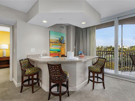 5th image of 6620 Estero Blvd #401