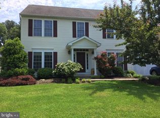 608 Old Love Point Rd, Stevensville, MD 21666