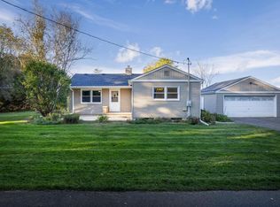 41 East Royal Vale, Edgerton, WI 53534