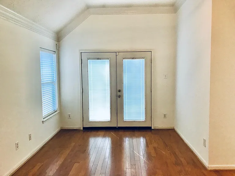 9311 Cantata Ct — Photo 19
