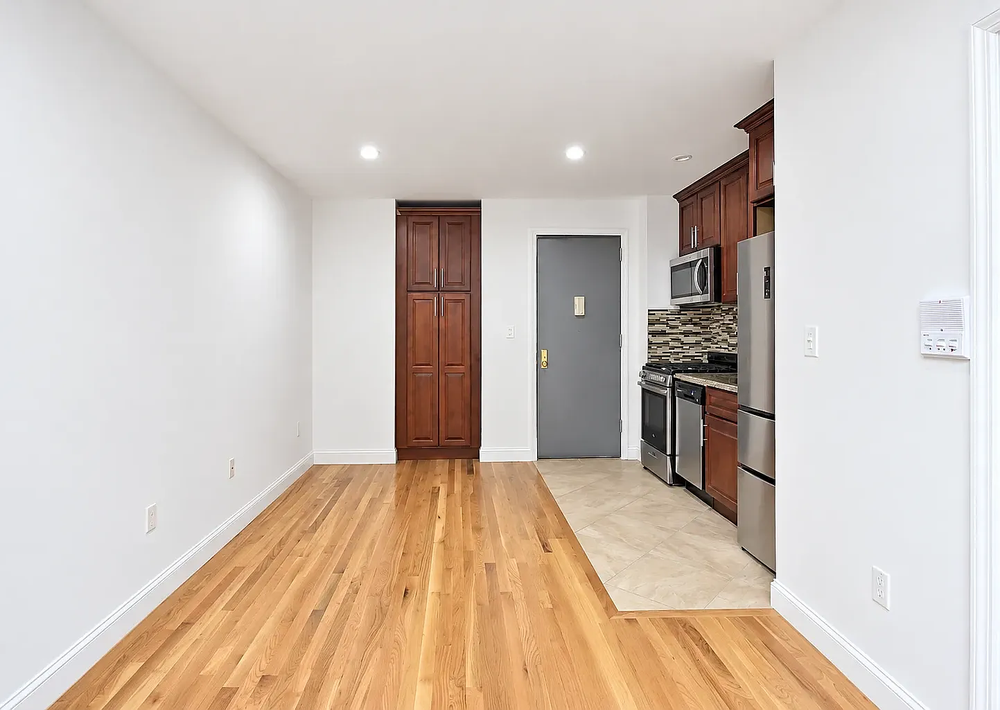 57 Herkimer Street — Photo 4