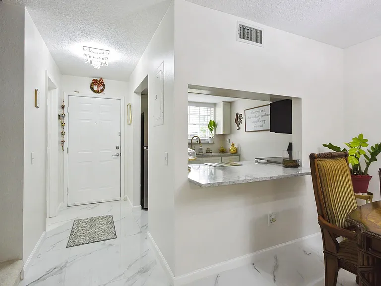368 Waterside Dr — Photo 15