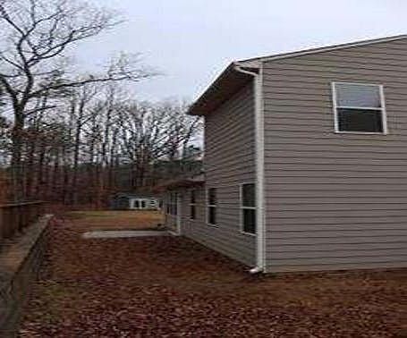 3rd image of 853 Brown Thrasher Way