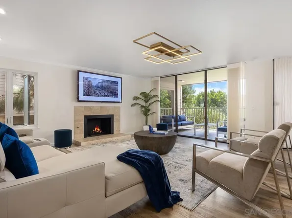 290 Dolphin Cove Ct, Del Mar, CA 92014