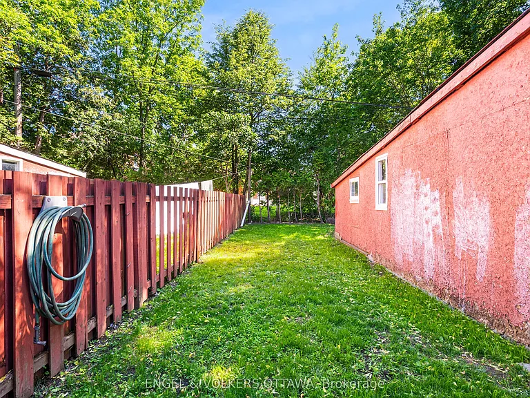 1402 Kilborn Ave — Photo 33