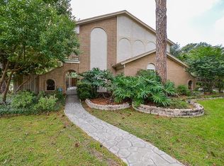 2703 Fontana Dr, Houston, TX 77043