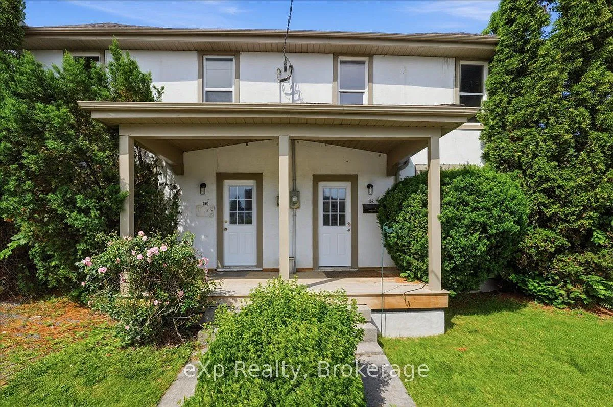 3 bed, $2,400 — Photo 2