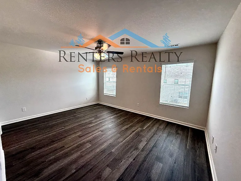 223 Maple Spring Trl — Photo 15