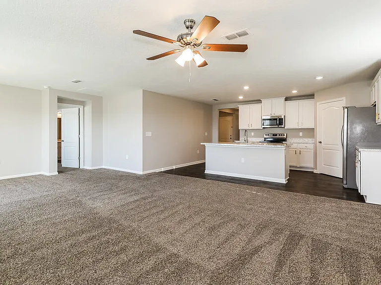 2227 Pebble Point Dr — Photo 5