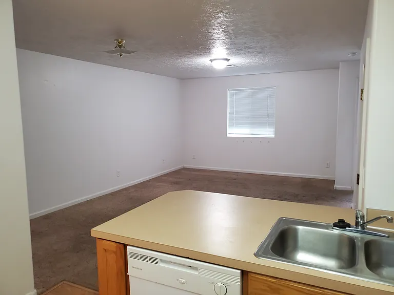 6597 Main St #A — Photo 3