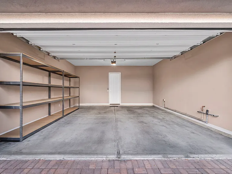 233 Castellari Dr — Photo 83