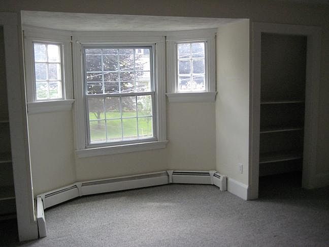 2nd image of 123 A Main St