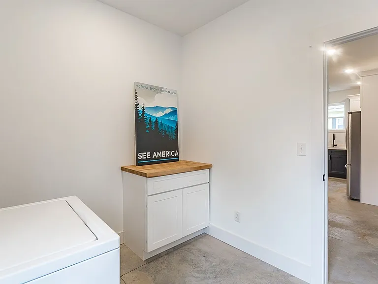 217 Vreeland St — Photo 22