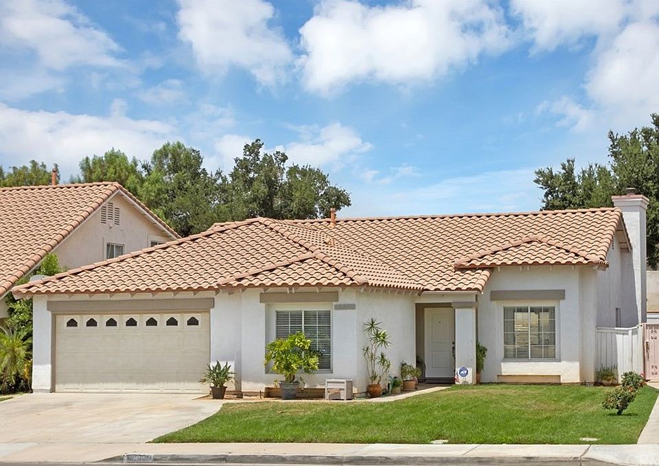 2nd image of 26010 Zorra Ln