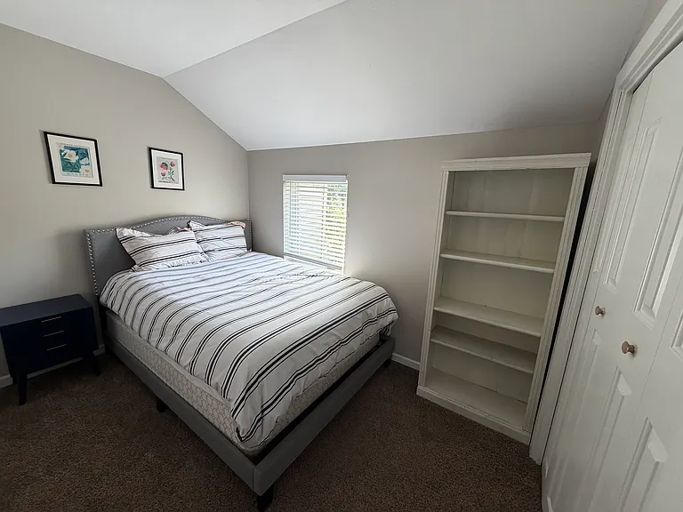 Bedroom with queen bed