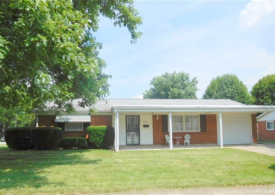 1st image of 404 Joellen Pl
