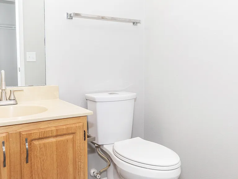 Georgetown Townhomes — Photo 9