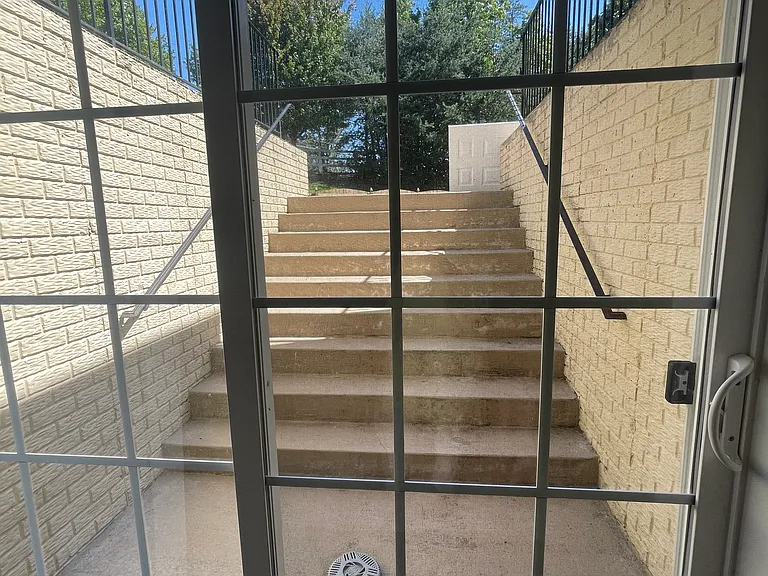54 Sanctuary Ln — Photo 1