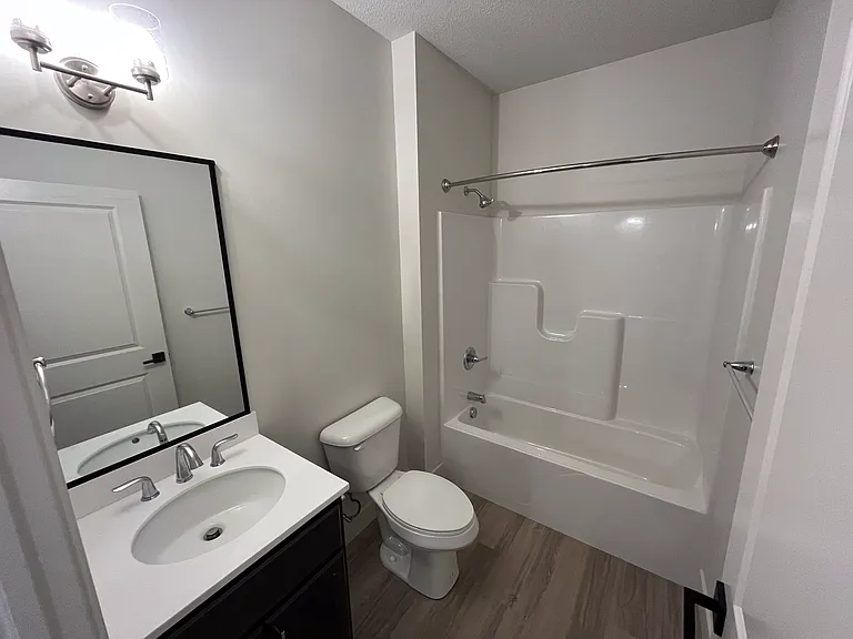 915 Green Mill Rd #2 — Photo 10