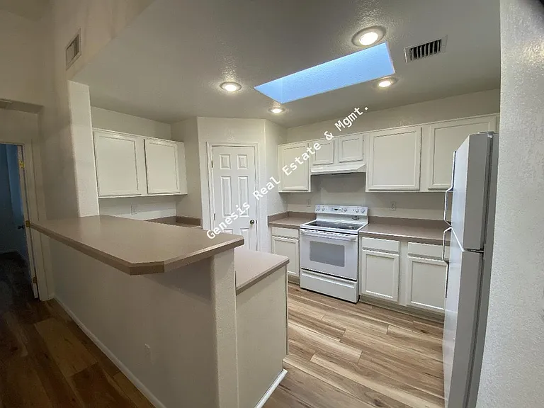 8211 E Arbor Point Pl — Photo 8